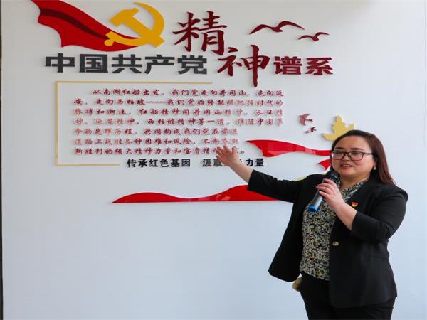 书院海棠庆建党百年海棠书院举行党员之家揭牌仪式暨通识课教学成果